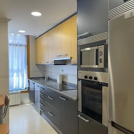 3hab 6pax Wifi Parking Playa A 8 Mins ツ By Rias Baixas Apartment Vigo